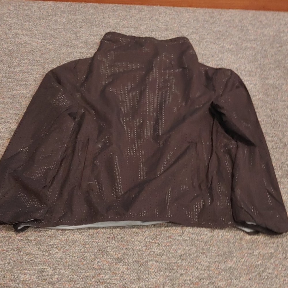 Light weight fabletics jacket